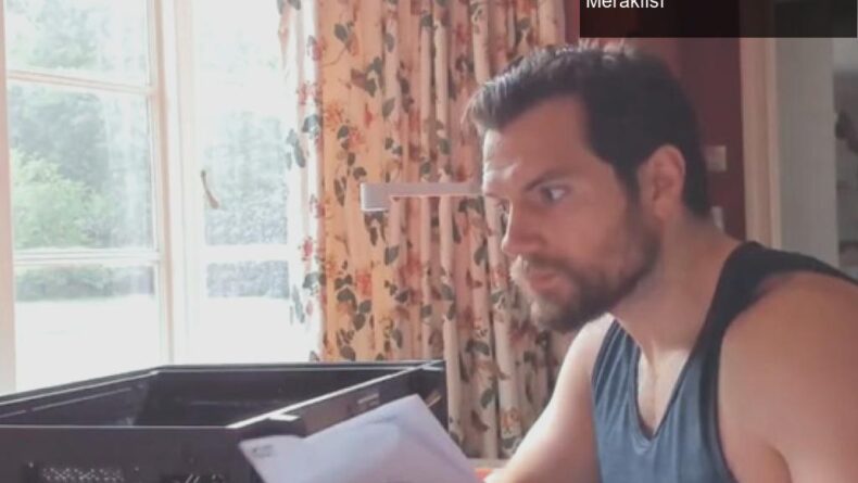 Henry Cavill: Süper Kahraman, Oyun Tutkunu ve Bilgisayar Meraklısı