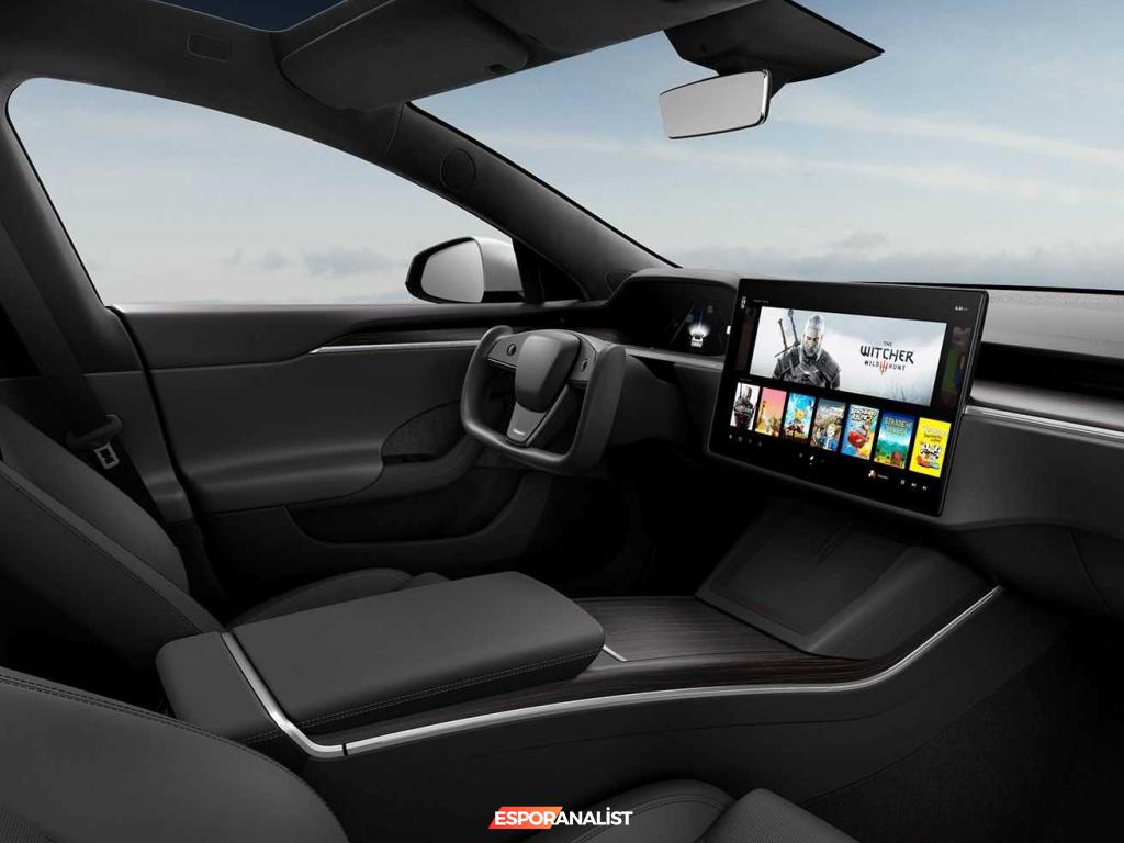 Tesla Model S: Oyun Konsolu Olma Yolunda