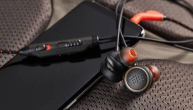 JBL Quantum 50: Oyuncular İçin Yenilikçi Kulak İçi Kulaklık
