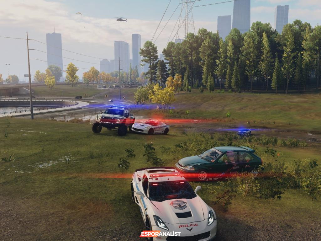 Need for Speed Unbound: Yenilikçi Modifikasyonlar ve Yetersiz Polis Takibi İncelemesi