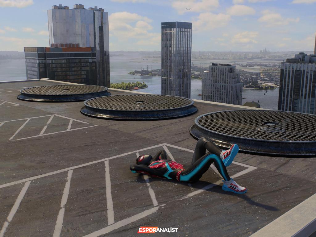 Spider-Man 2: Yeni Maceraların İzinde İki Örümcek Adam