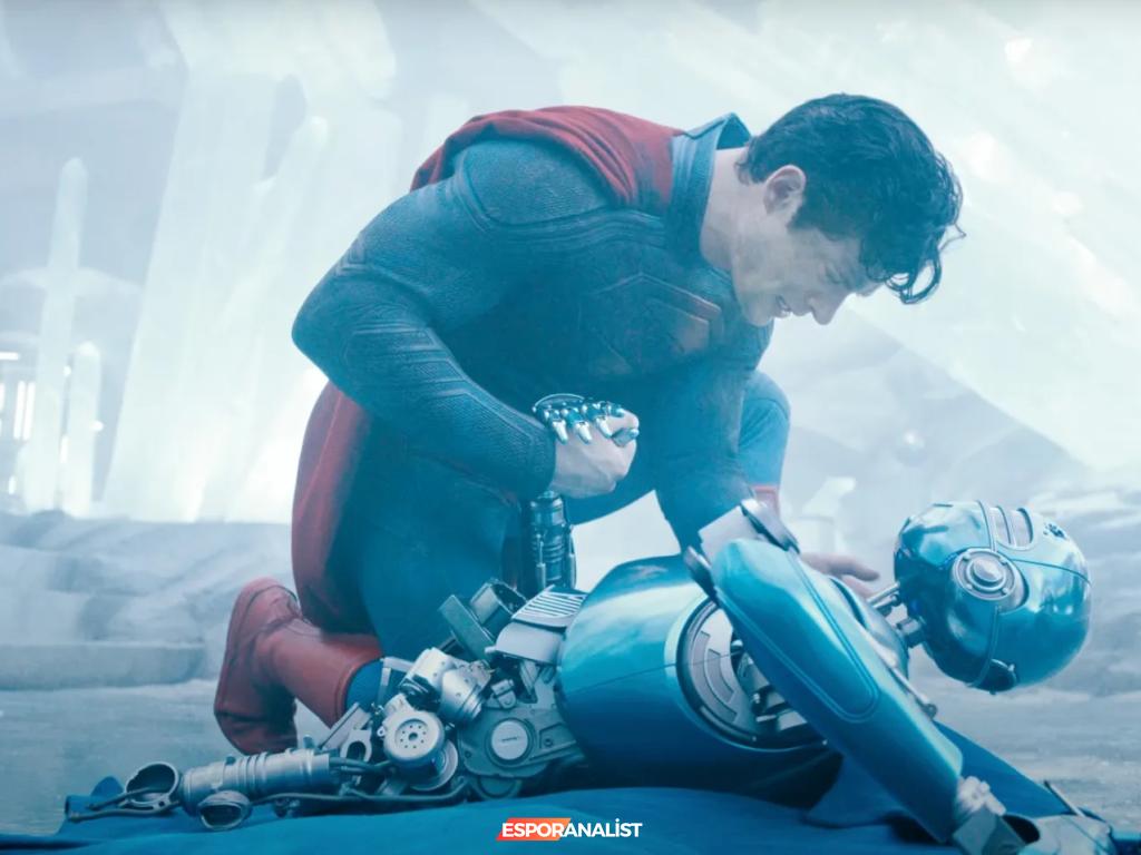 James Gunn’ın Süperman Yeniden Doğuşu: Umut, Korku ve Tartışmalar