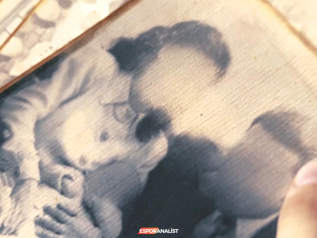 The Empty House: Demans Temalı Interaktif Filmin Derinliklerine Yolculuk