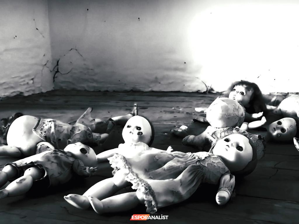 The Empty House: Demans Temalı Interaktif Filmin Derinliklerine Yolculuk