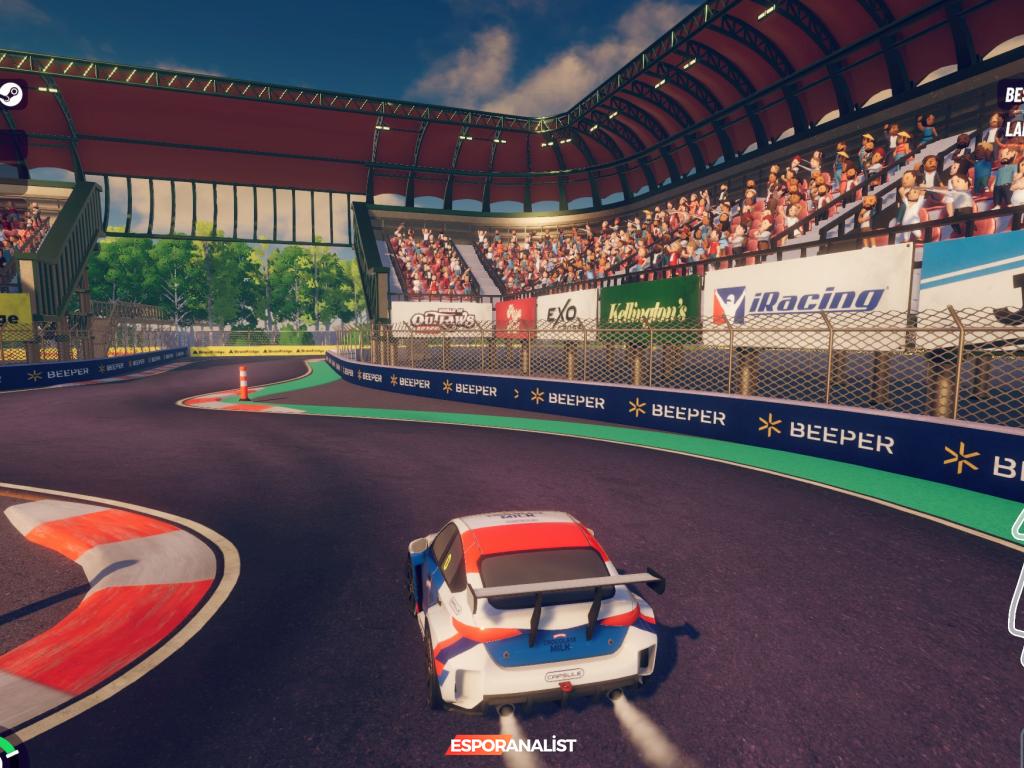 iRacing Arcade: Beklentileri Karşılayamayan Yarış Simülasyonu