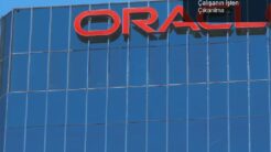 Oracle’ın Yapay Zeka Yatırımları: 10.000 Çalışanın İşten Çıkarılma Komedisi